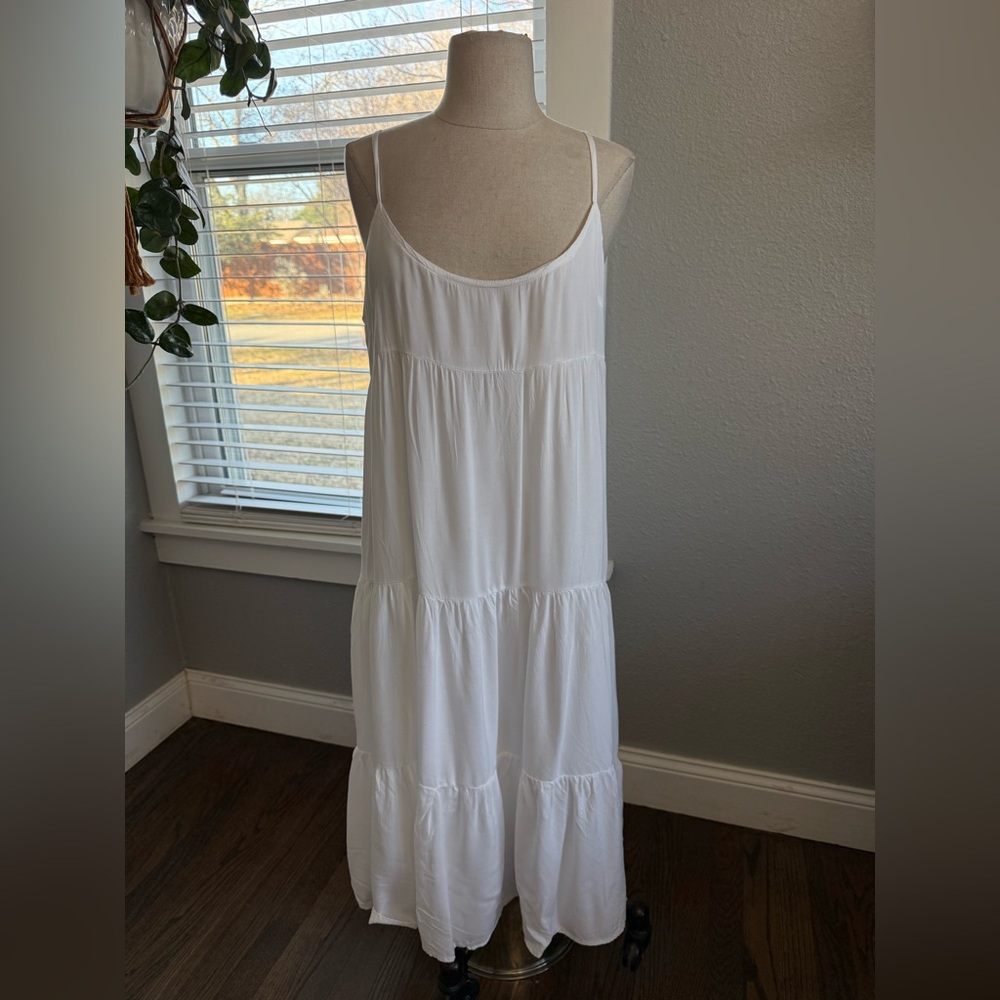12th Tribe White Spaghetti Strap Tiered Babydoll‎ Dress Size Medium
